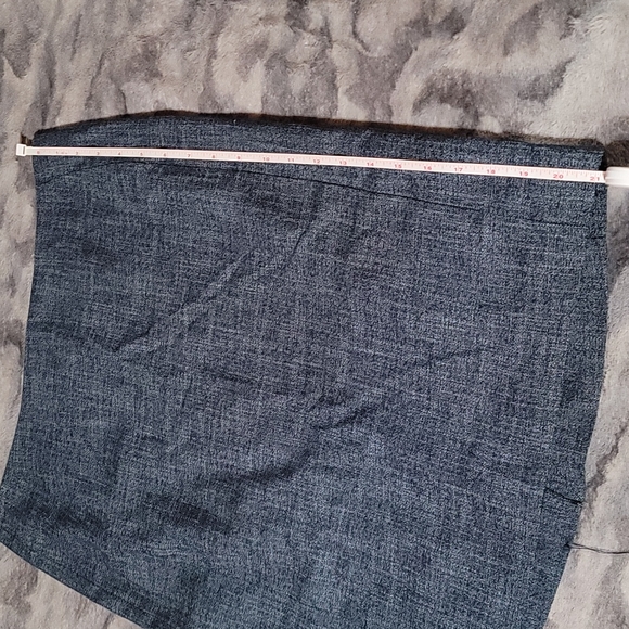 The Limited Blue pencil skirt size 10 - Picture 6 of 6
